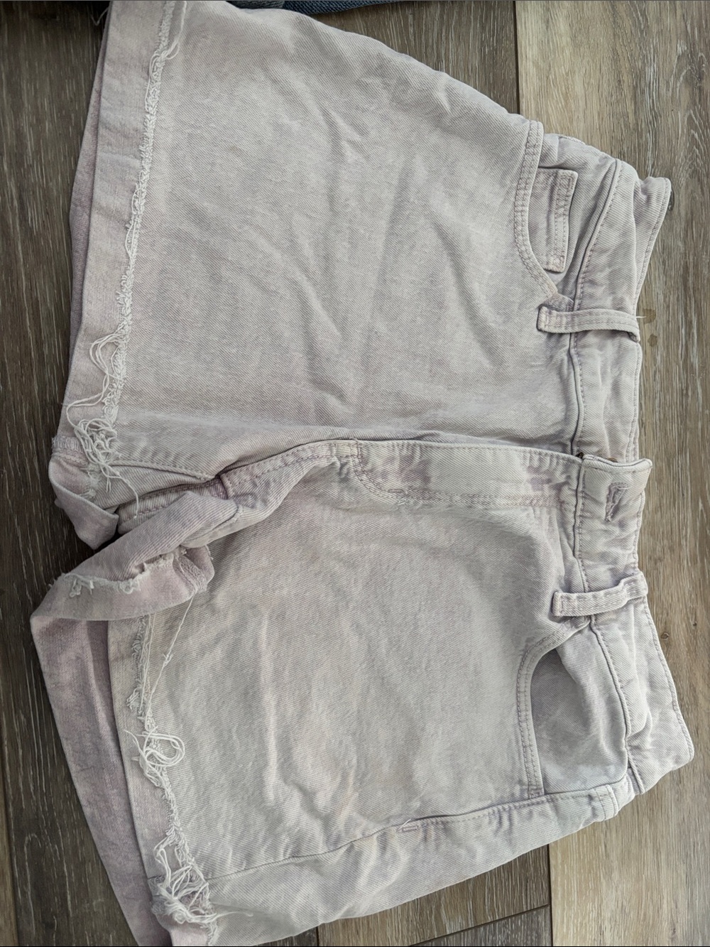 (7) pairs of Size 28/6 women’s shorts LOT - Picture 4 of 8